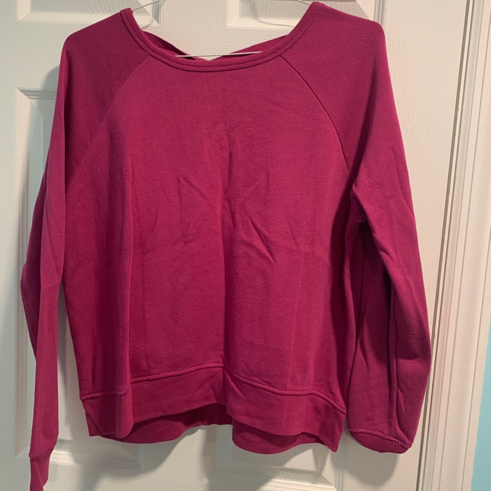 dark pink crewneck w a criss cross back